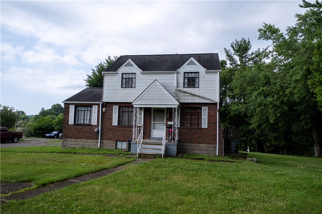 44 Forest Grove Rd — photo 1