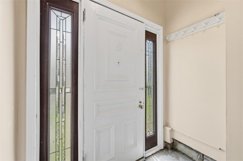 678 Gregg Ave — photo 4