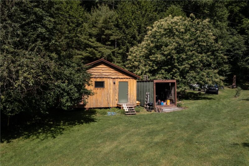 470 Truitt Rd — photo 5