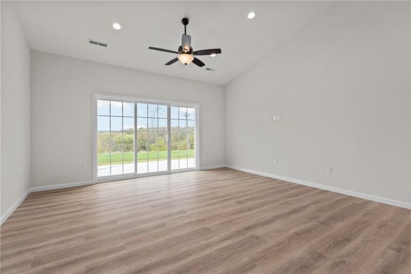 334 Cherokee Drive — photo 4
