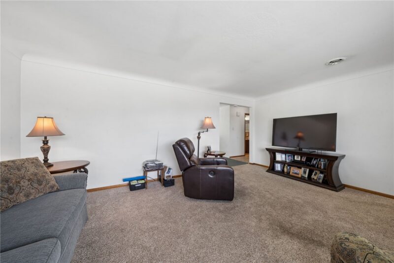 648 Birch St — photo 5