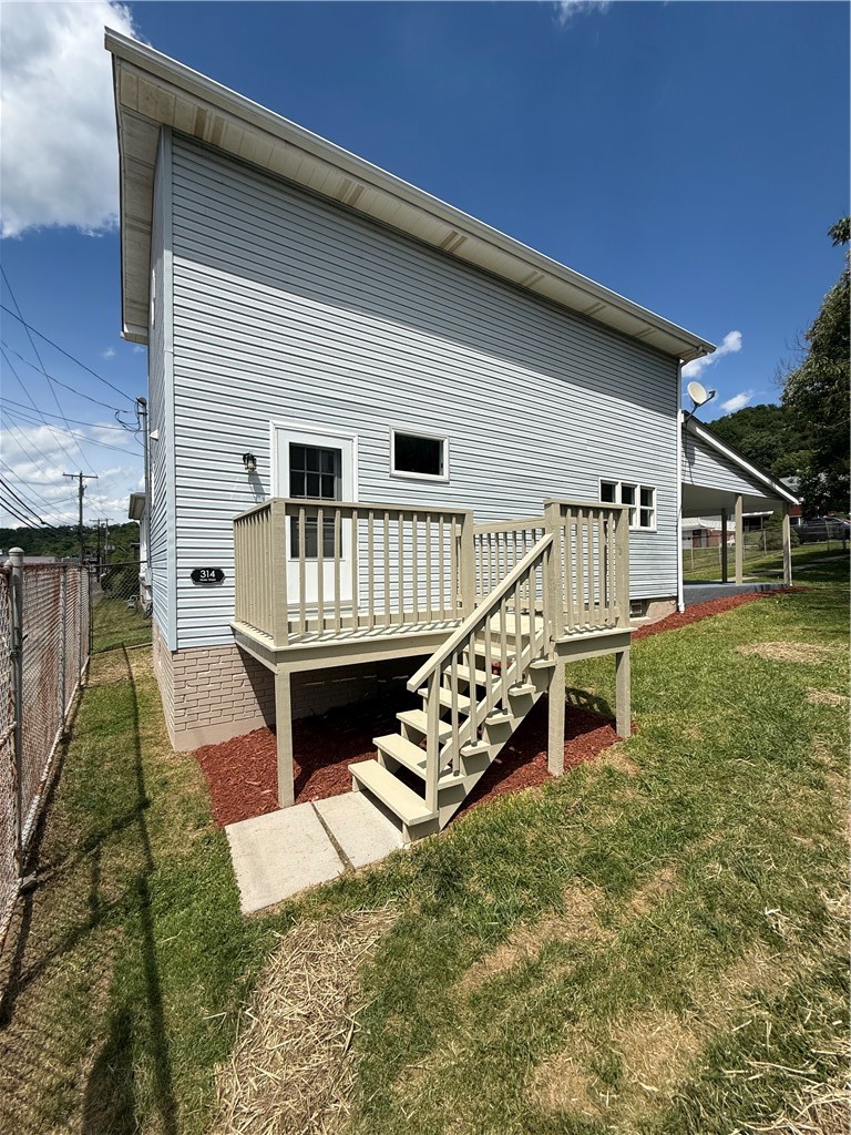 314 N Water St — photo 5