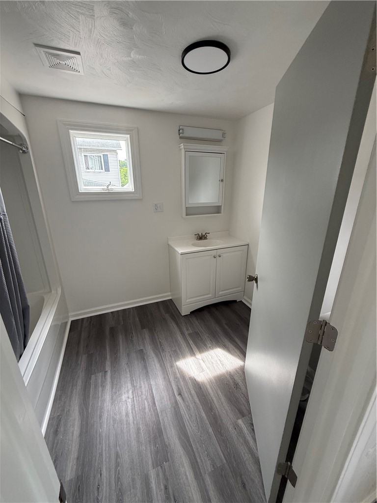 314 N Water St — photo 7