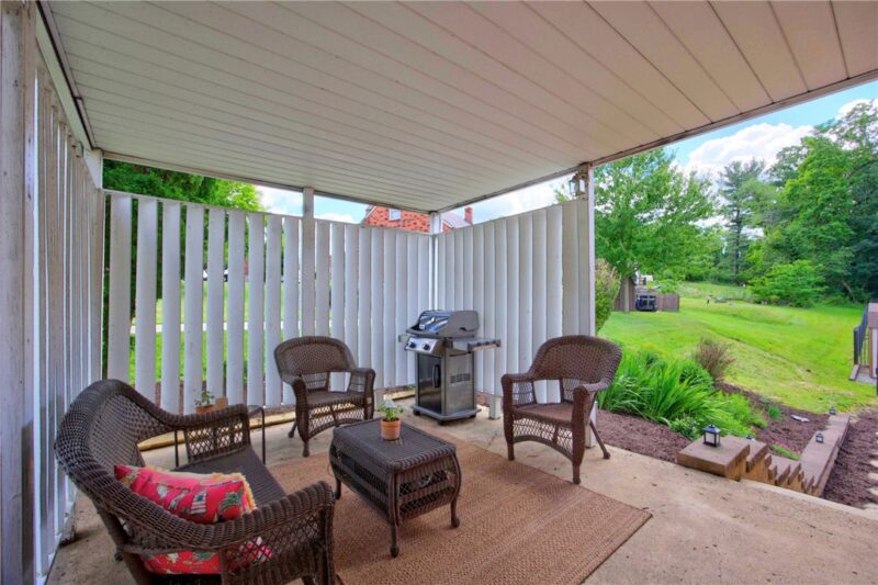 205 Coral Dr — photo 5
