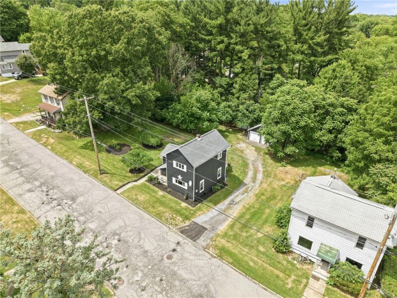 276 Lincoln St — photo 4
