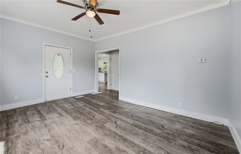 276 Lincoln St — photo 6