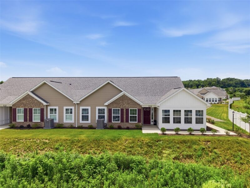 1264 Sandy Ridge Drive — photo 3