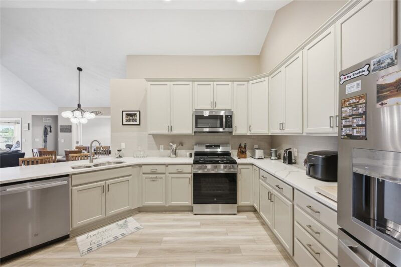 1264 Sandy Ridge Drive — photo 6