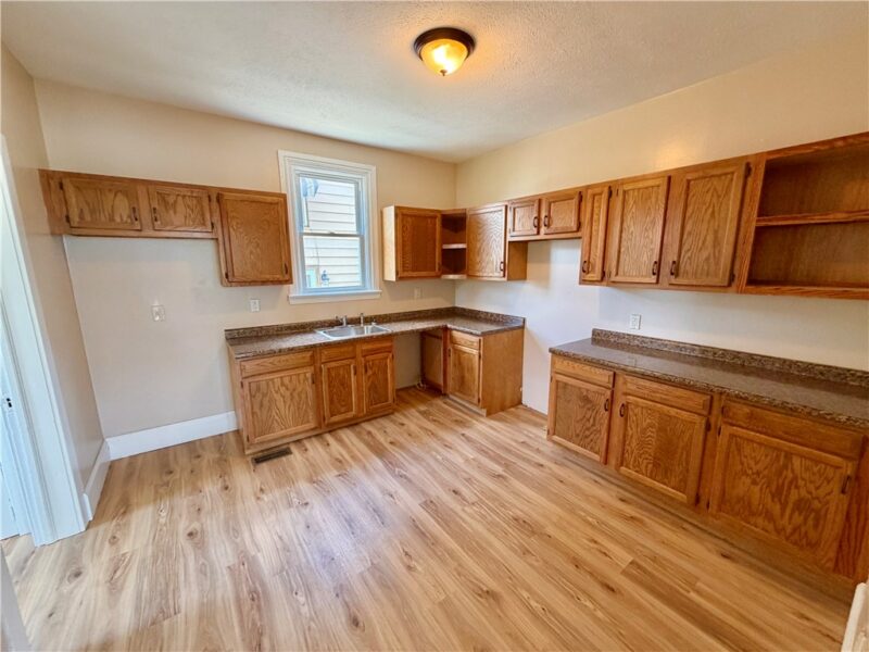 62 E Highland Ave — photo 5