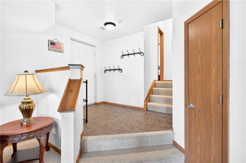 8134 Stonegate Dr — photo 3