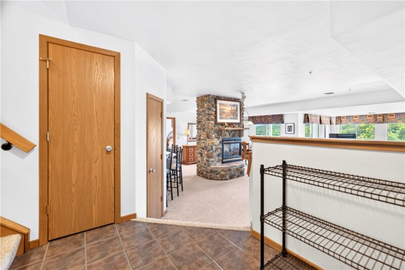 8134 Stonegate Dr — photo 5