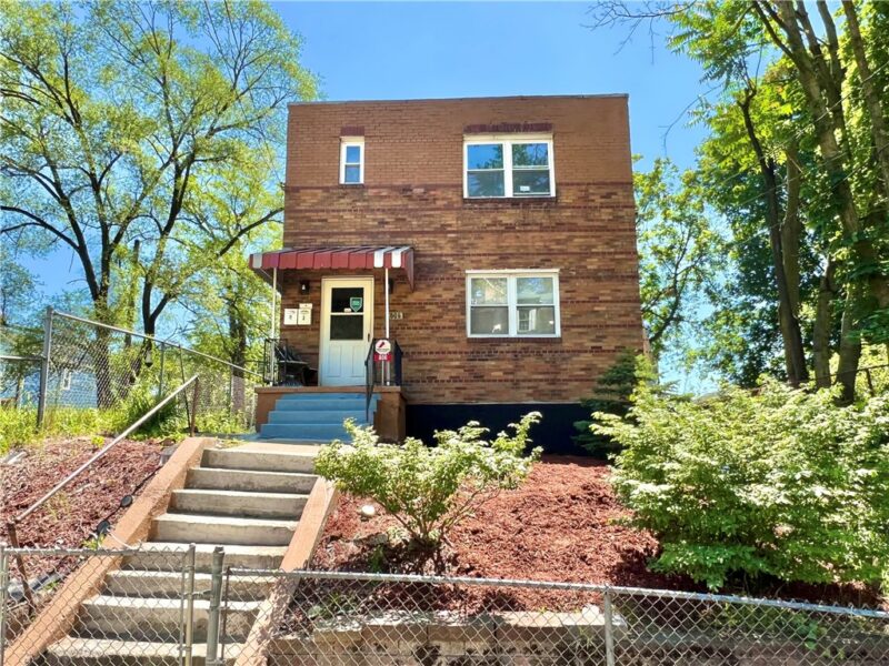 806 Inwood St — photo 2