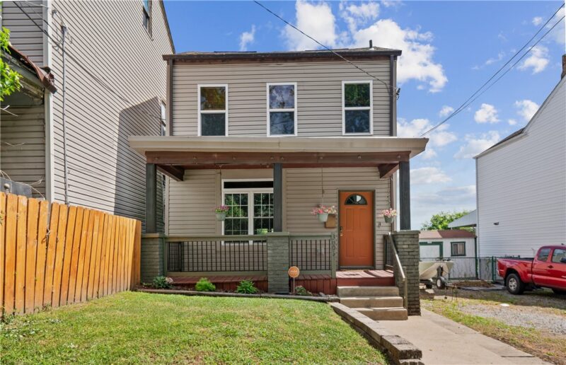 3003 Cobden St — photo 6