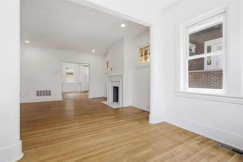 2265 Tilbury Avenue — photo 7