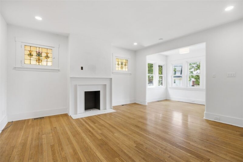 2265 Tilbury Avenue — photo 8