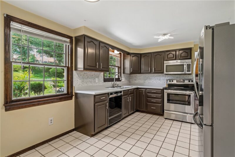 6111 Great Dane Dr — photo 3