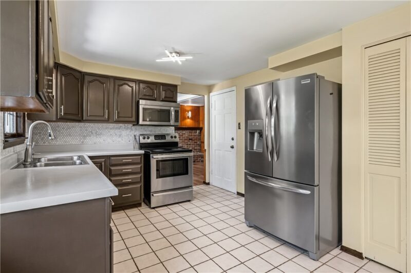 6111 Great Dane Dr — photo 4
