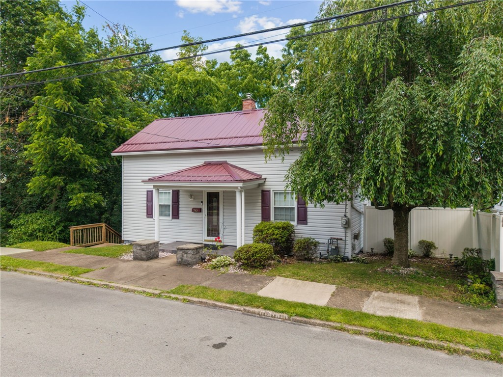 745 Sidney St — photo 1