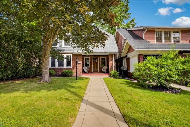 242 Breading Ave — photo 3
