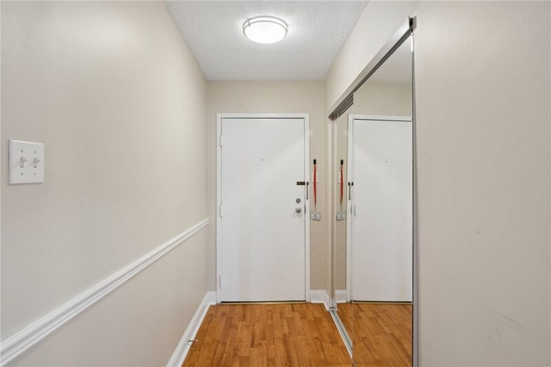 5600 Munhall Rd 905 — photo 3