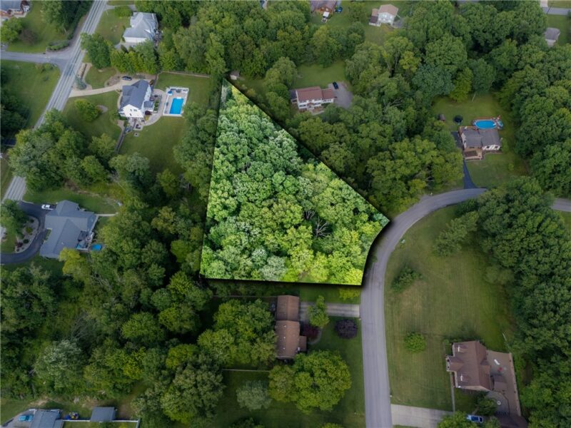 Lot #777 Foxglove Dr — photo 2