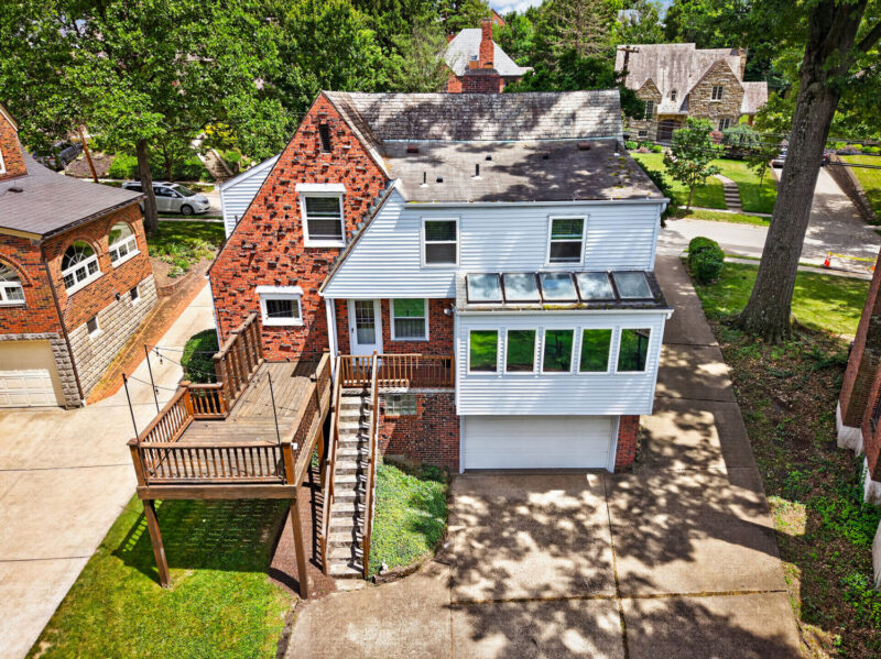 61 Roycroft AVENUE — photo 6