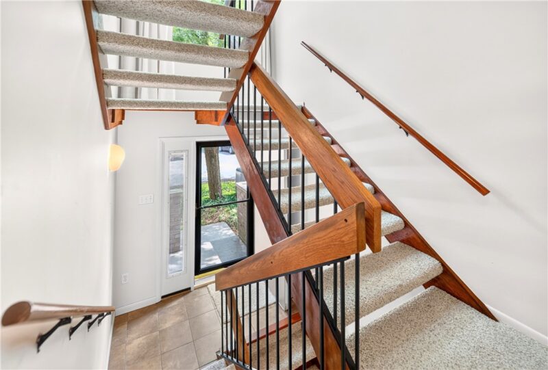 55 Maple Ct — photo 5