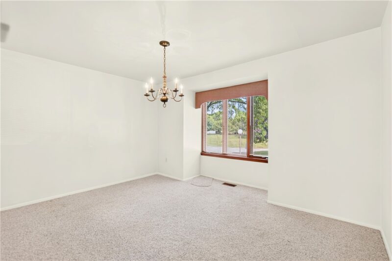 55 Maple Ct — photo 6