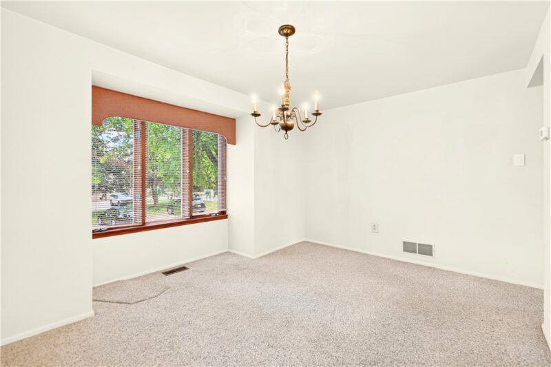 55 Maple Ct — photo 7