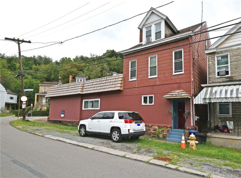 1100 Grand Ave — photo 4