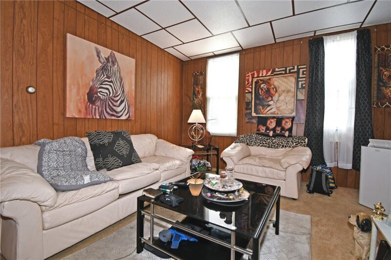 1100 Grand Ave — photo 8