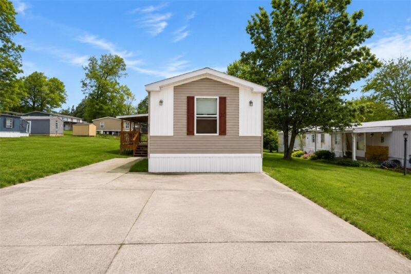 211 N Boyd Dr — photo 4