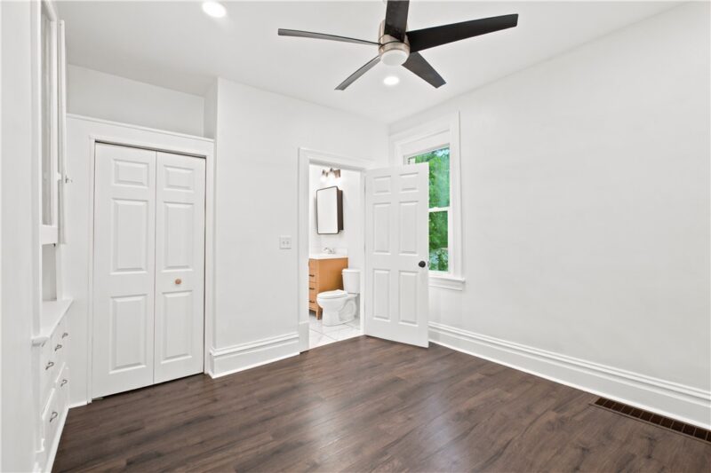 404 Valley Ave — photo 8