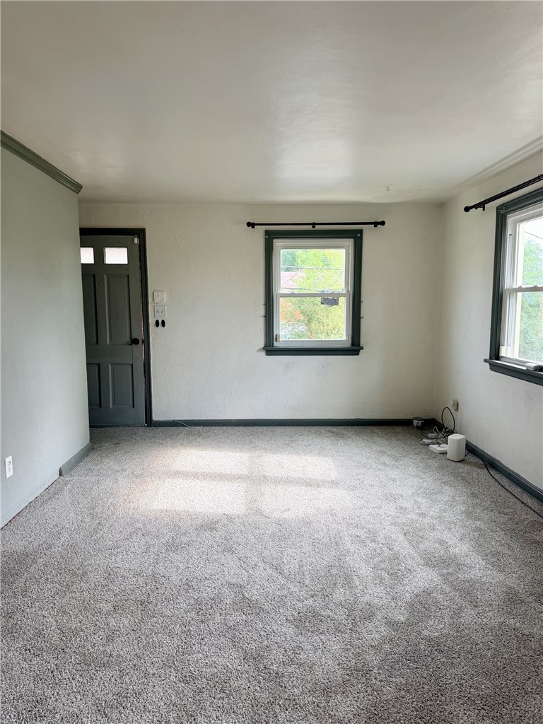 708 Crysler Street — photo 5