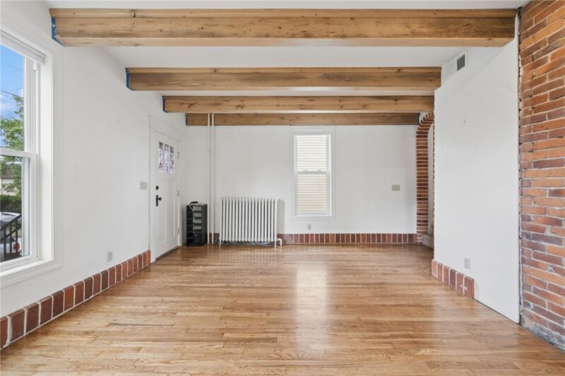 312 Gertrude St — photo 8