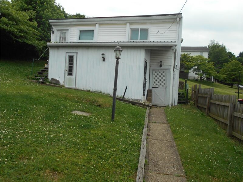 612 Harrison Ave — photo 3