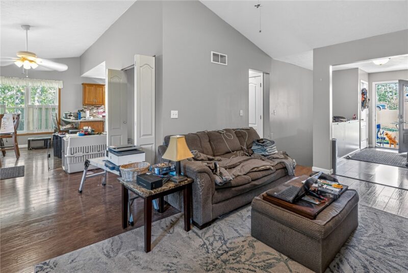 110 Chrie Ln — photo 6