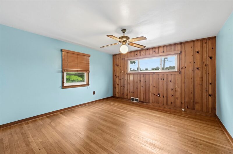 452 E McMurray Ct — photo 7