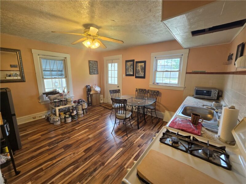 125 Bertha Avenue — photo 2
