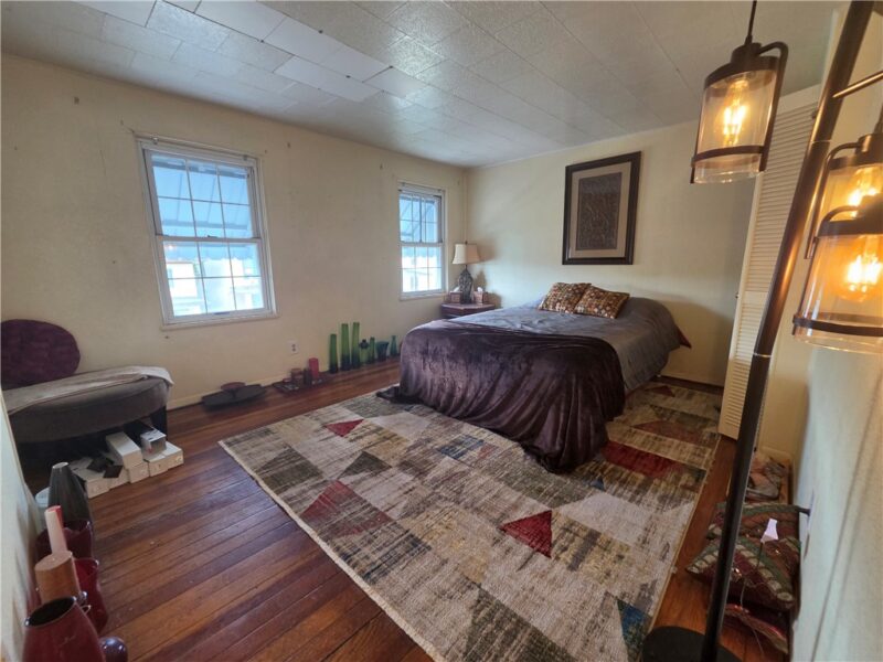 125 Bertha Avenue — photo 6