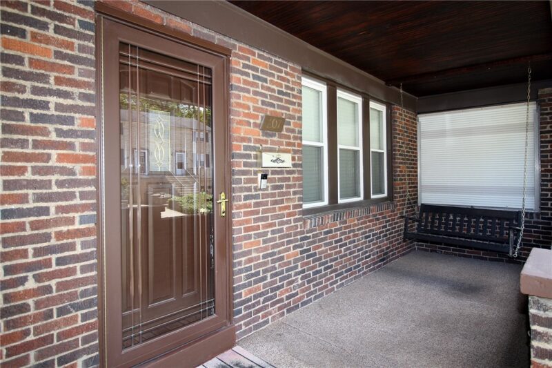 207 E Garden Road — photo 3