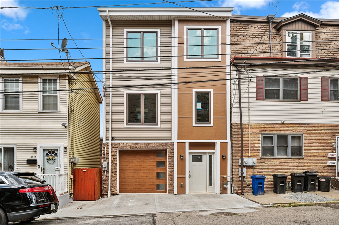 3439 Denny St — photo 1