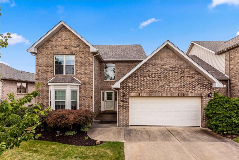 1027 Blackthorne Dr A