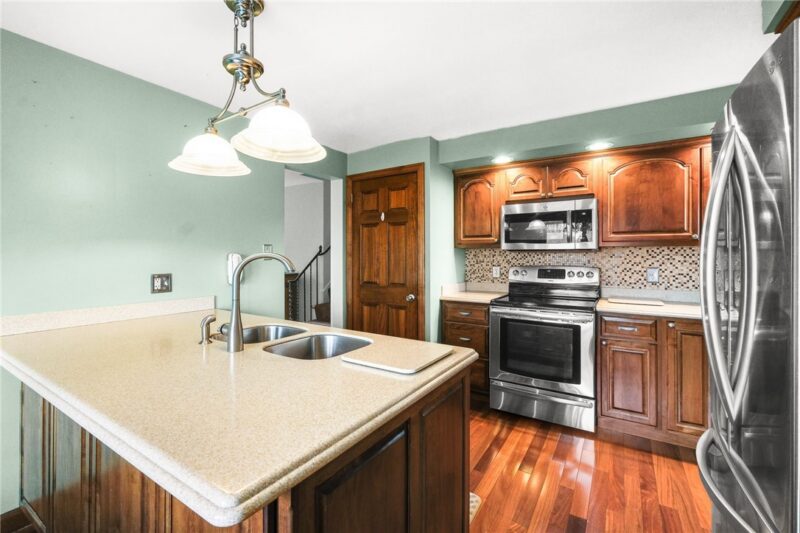 2422 Silver Oak Place — photo 8