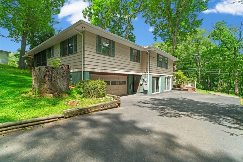 153 Greenhill Drive — photo 3