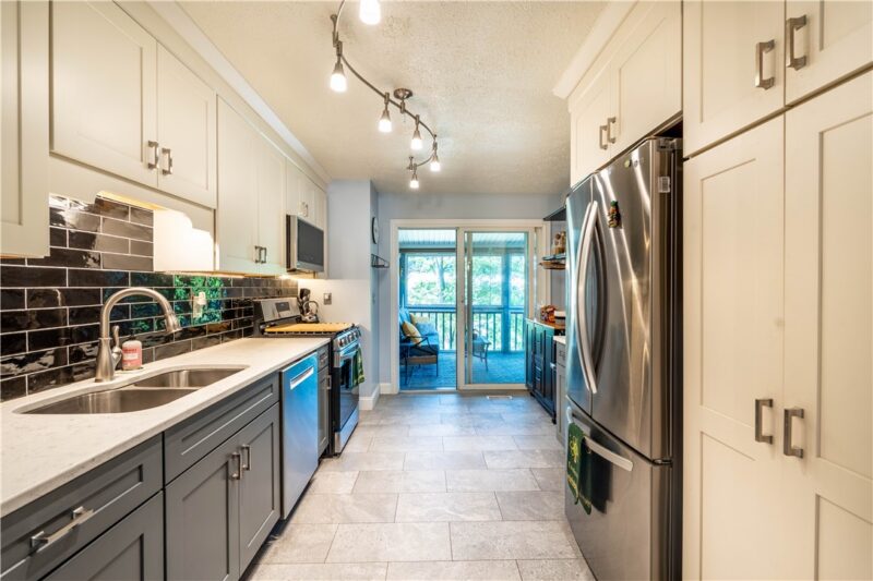 228 Country View Drive — photo 8
