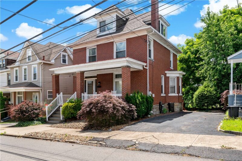 628 Library Ave — photo 2