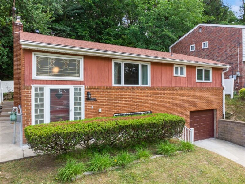 1502 Wesley Street — photo 2