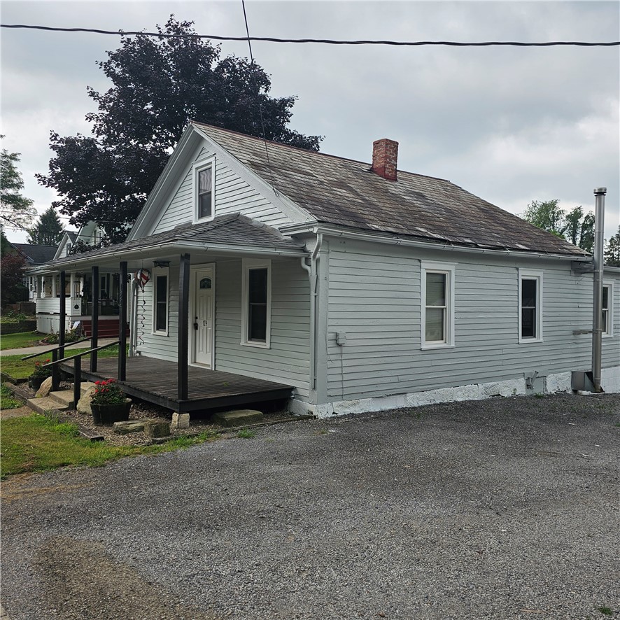 124 Mount Air Road — photo 1