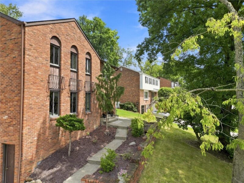 1648 Queens Dr — photo 5